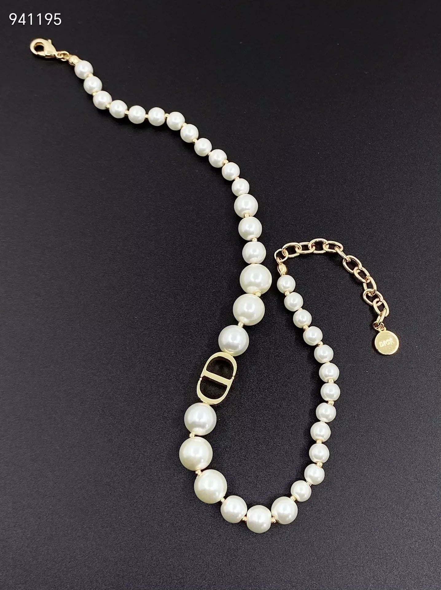 pearl necklace