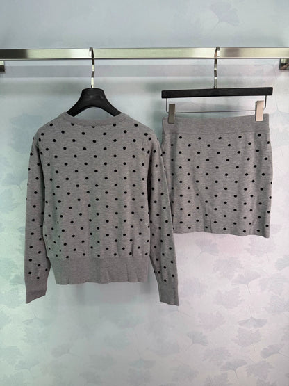 MiuMiu/26 Early Fall New Polka Dot Knit Long-Sleeve Cardigan and Mini Skirt Set