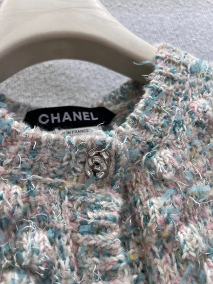 Handmade crochet lace cashmere vest