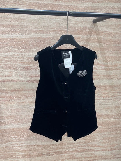 25fw V-neck vest（Medieval Series）