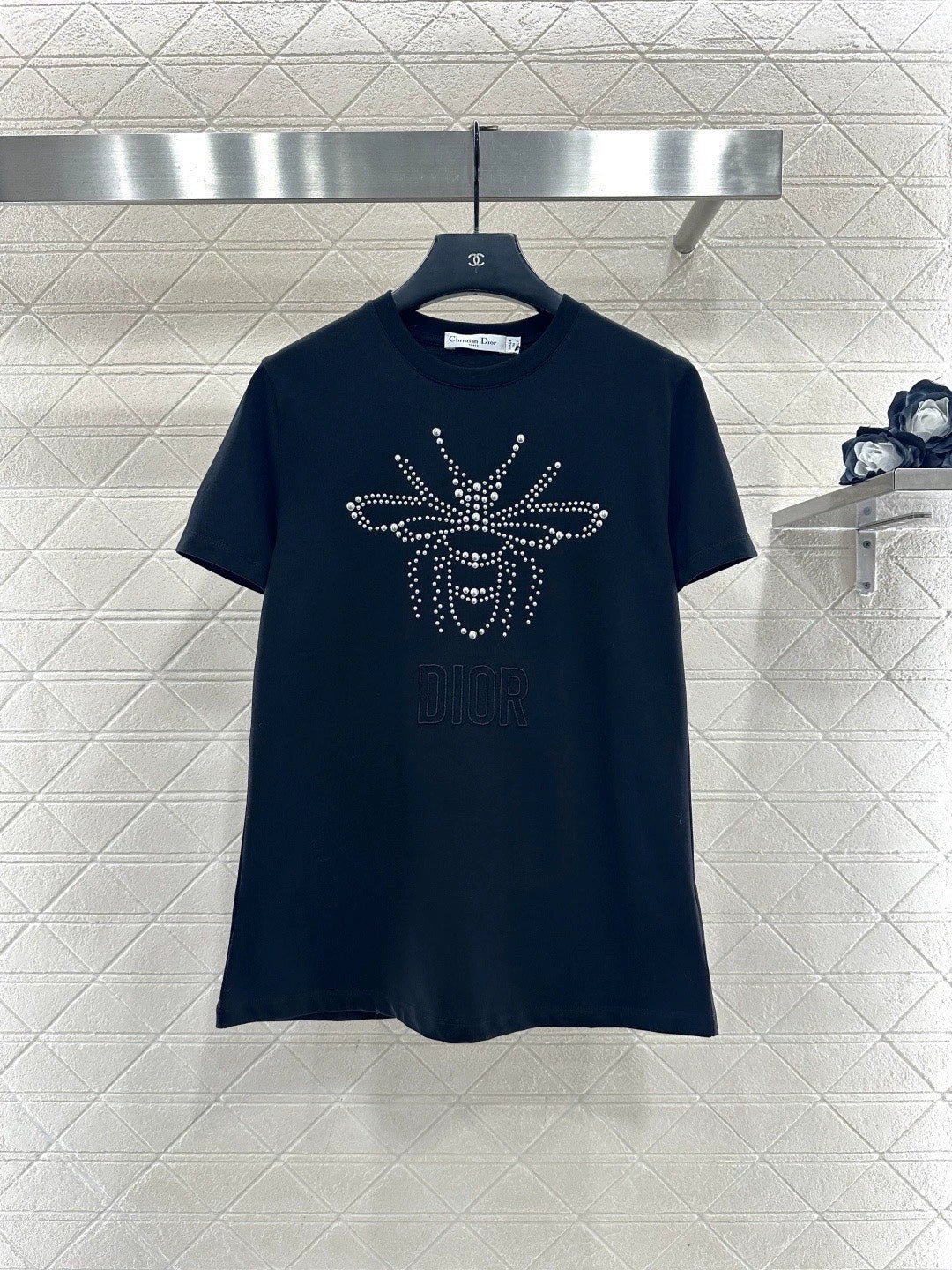 T-shirt with Orange Logo