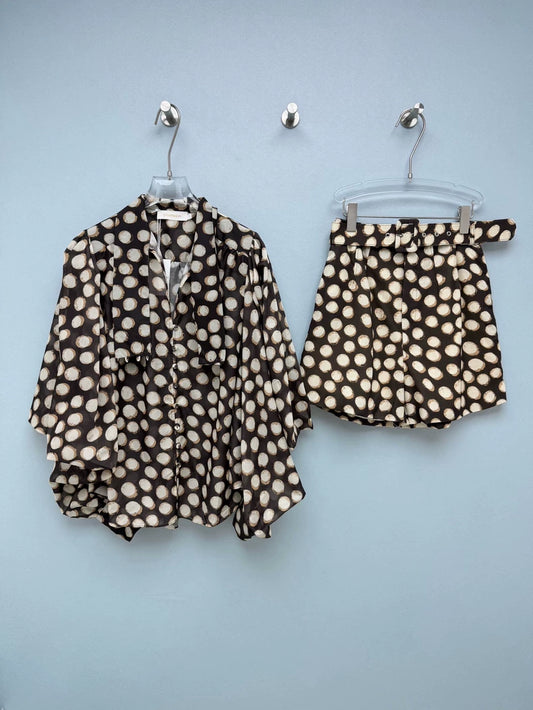 26Vintage-Style Polka Dot Matching Set