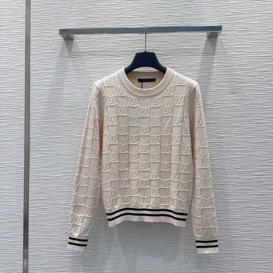 26New Long-Sleeve Knit Top with Contrast-Color Stripes and Jacquard Logo
