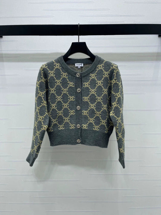 Jacquard knitted cardigan