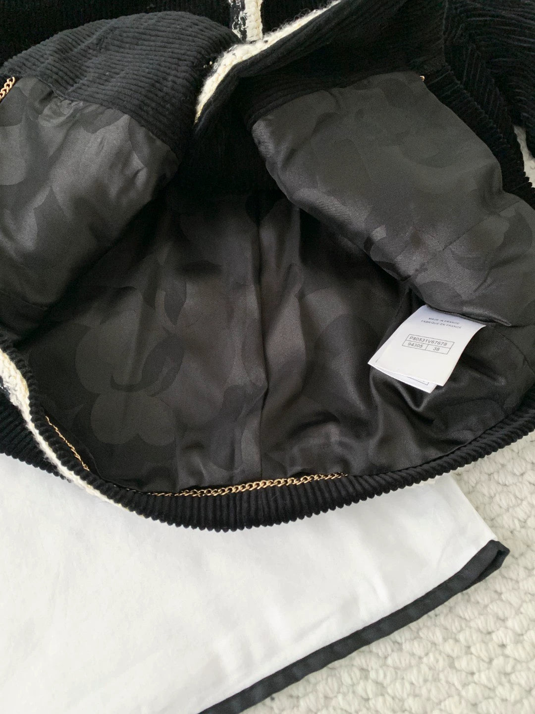 26 Black Silk-Blend Tweed Jacket