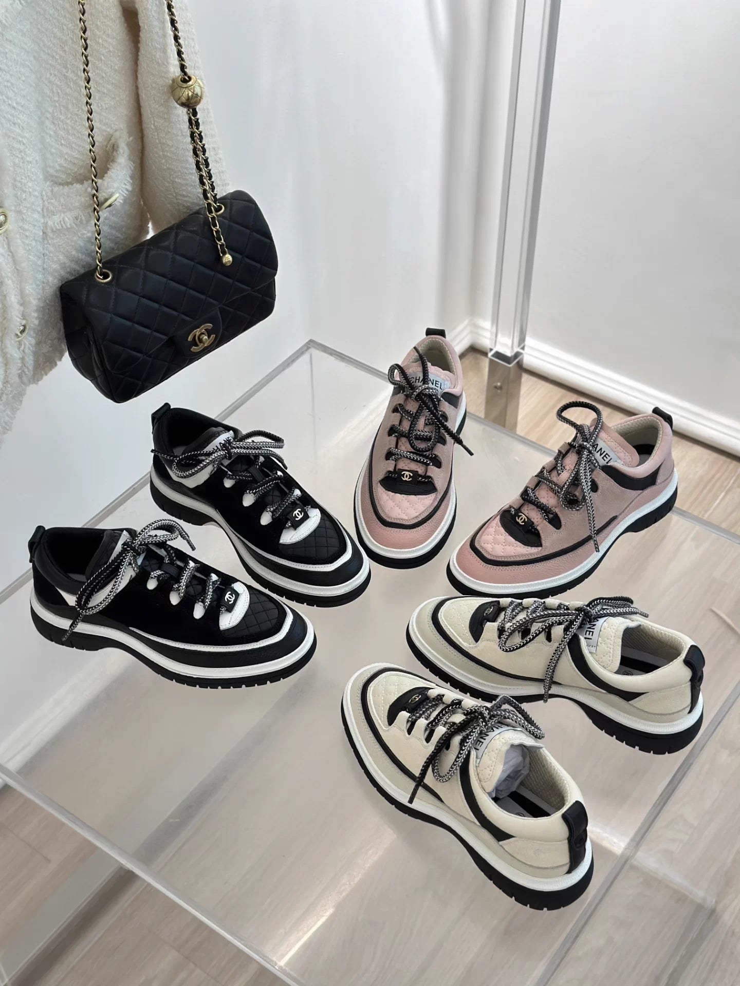 Retro Diamond Pattern Panda Sneakers