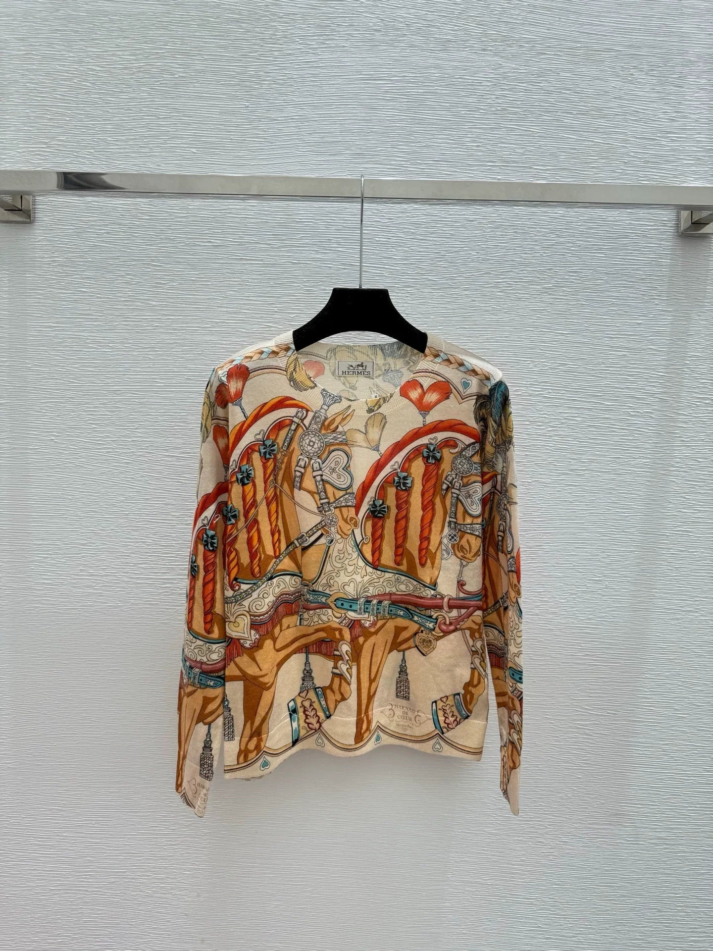 Horse head pattern knitted sweater