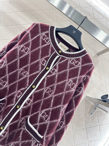 25 Vintage letter diamond grid round neck knitted wool cardigan