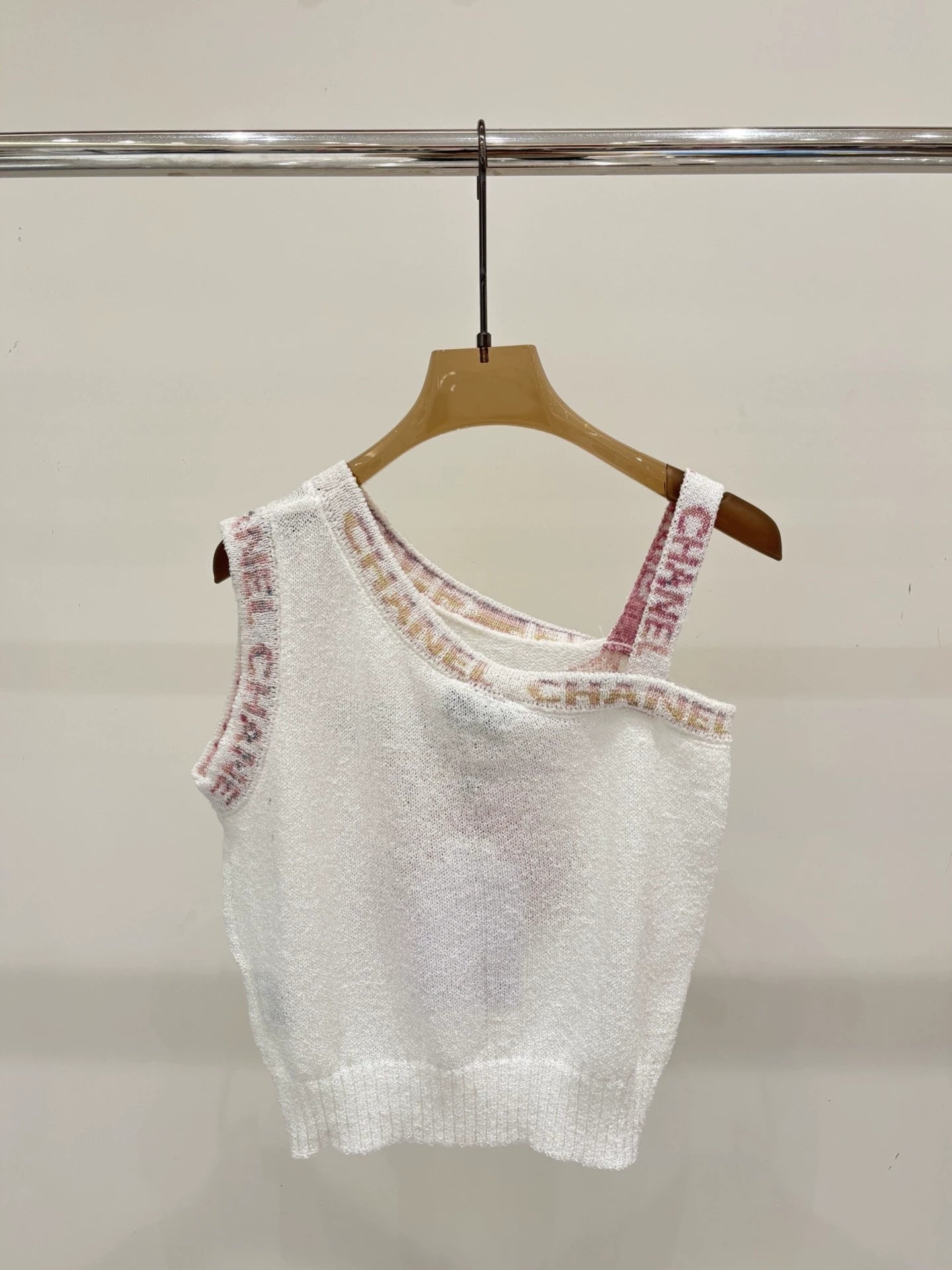 Gradient butterfly vest