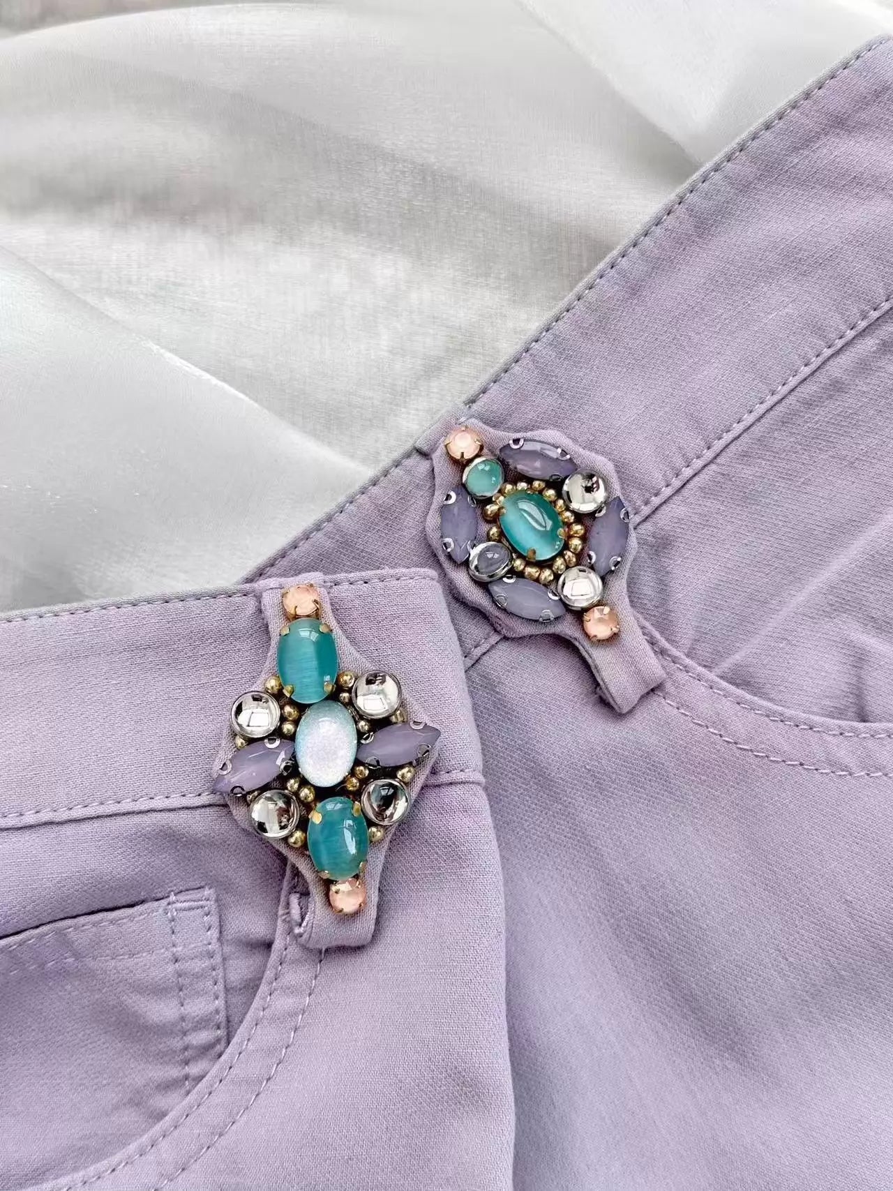 26ss Pants with rhinestone buckle at the waist