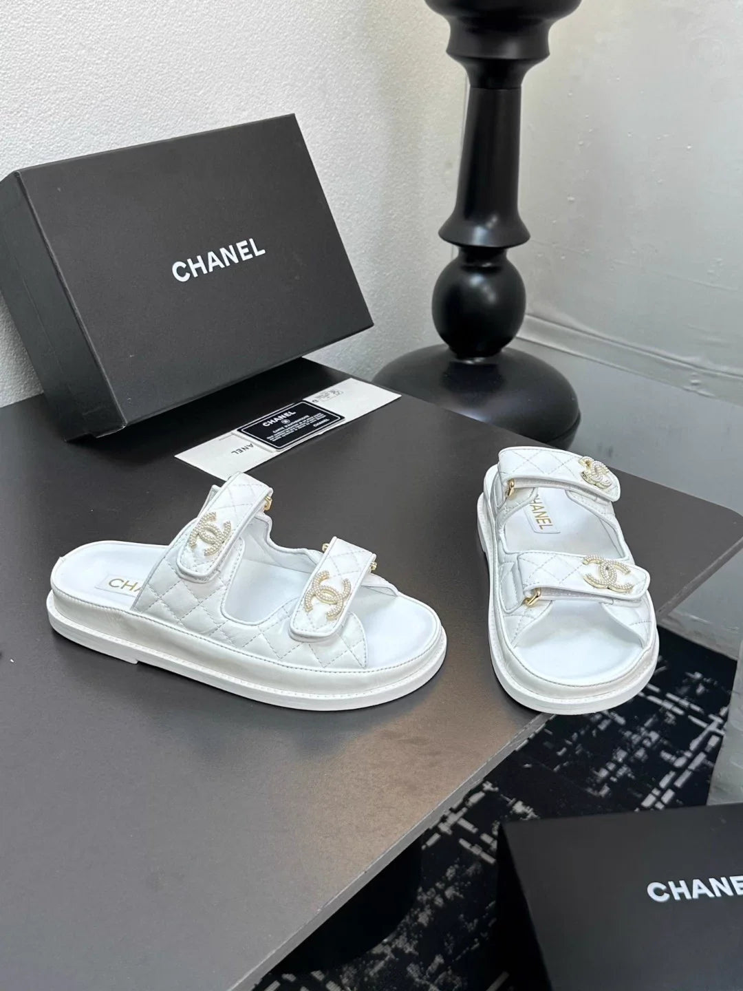 Velcro beach flip-flops
