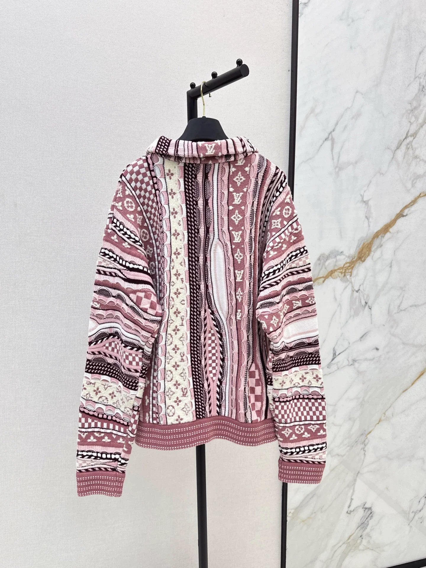 25fw Flower jacquard sweater