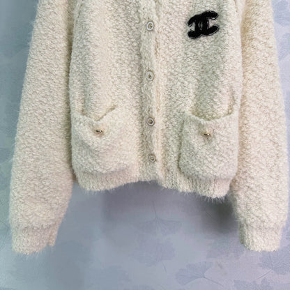 Crew neck cardigan