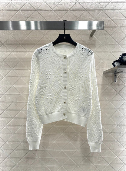 Hollow jacquard knitted cardigan