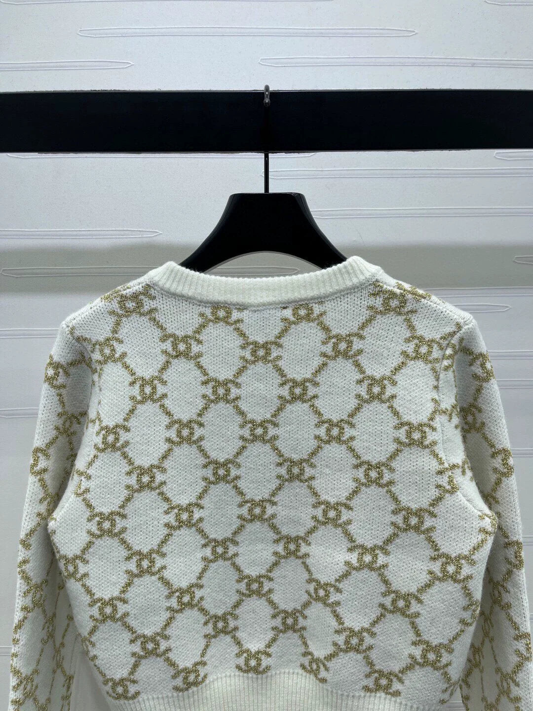 Jacquard knitted cardigan