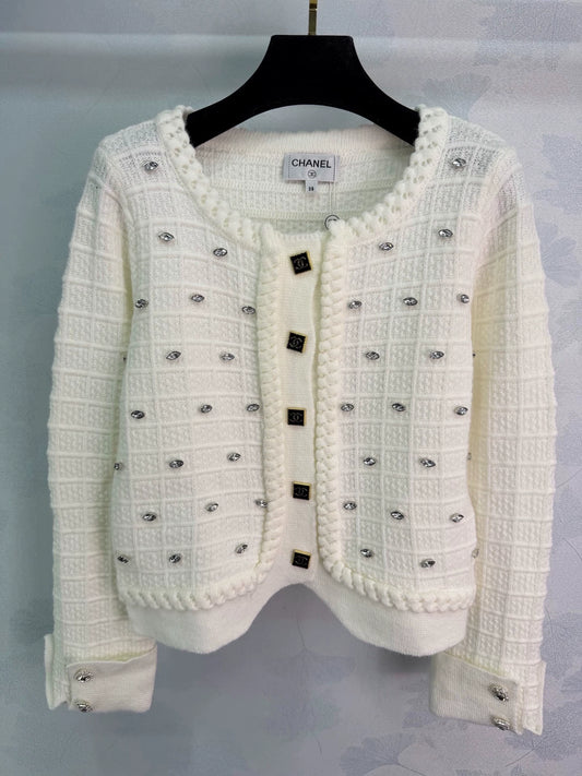 Heavy-duty cardigan