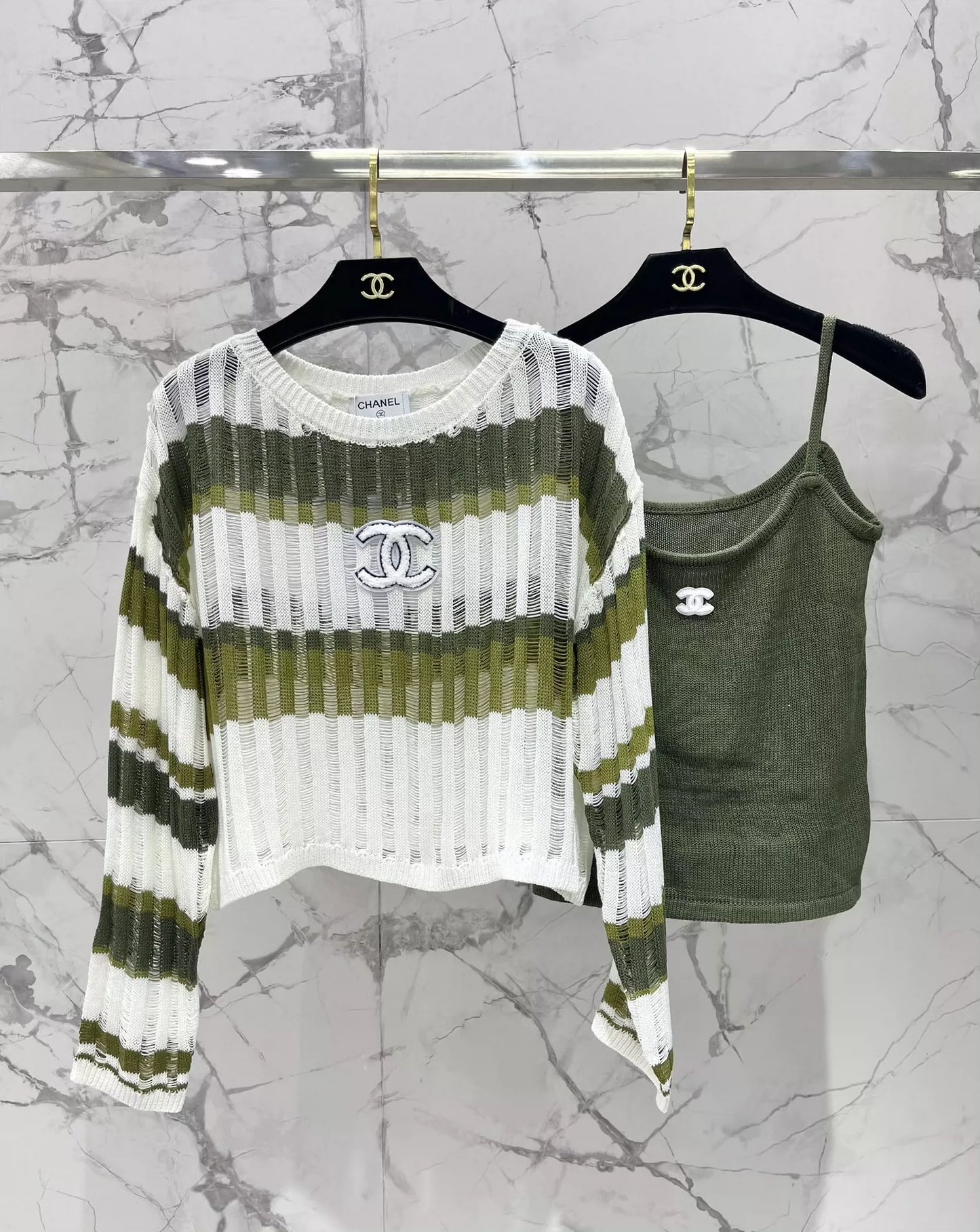 25fw Striped knitted sweater