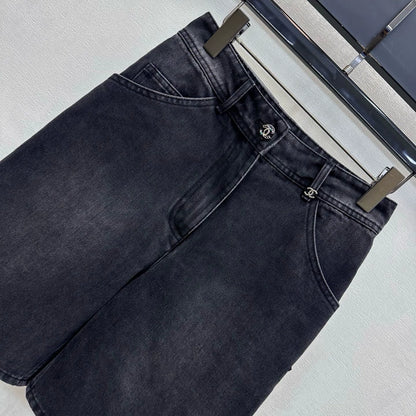 Chanel/26 New Straight-Leg Denim Mid-Length Pants