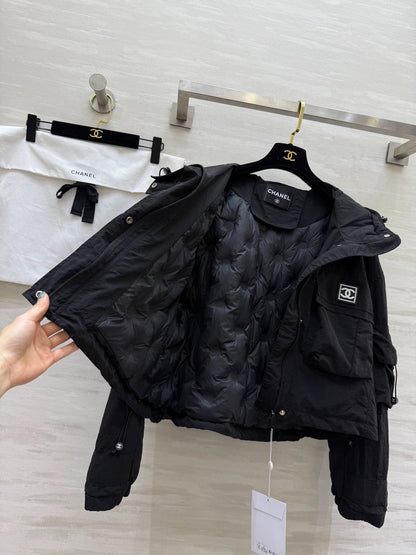 Hooded drawstring down jacket
