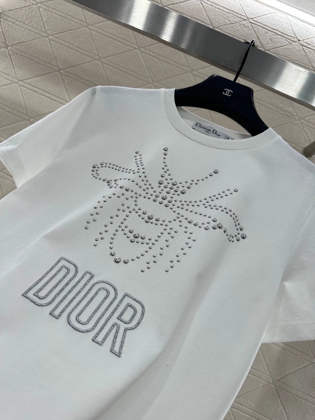 T-shirt with Orange Logo