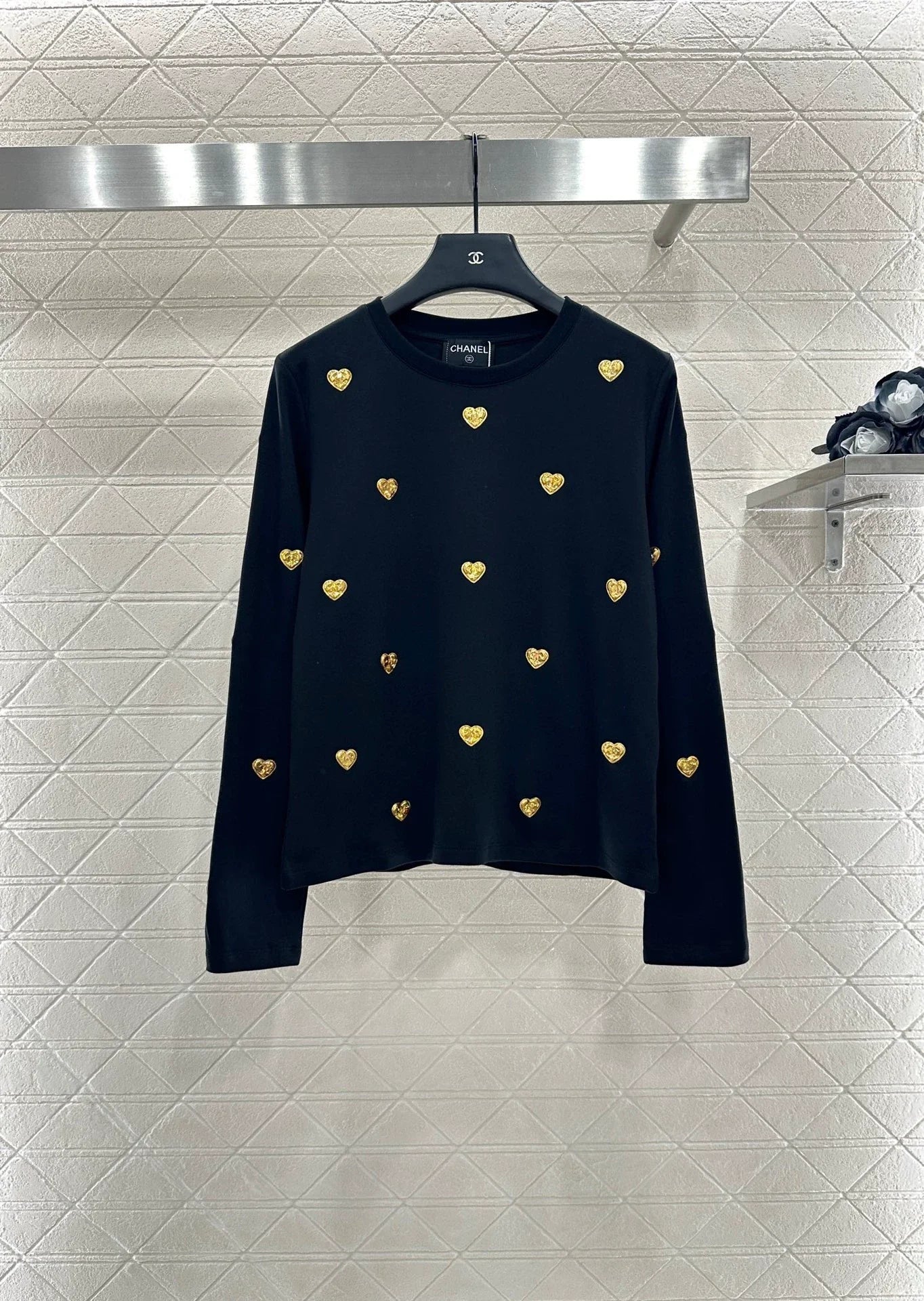 25fw Metal badge long sleeves