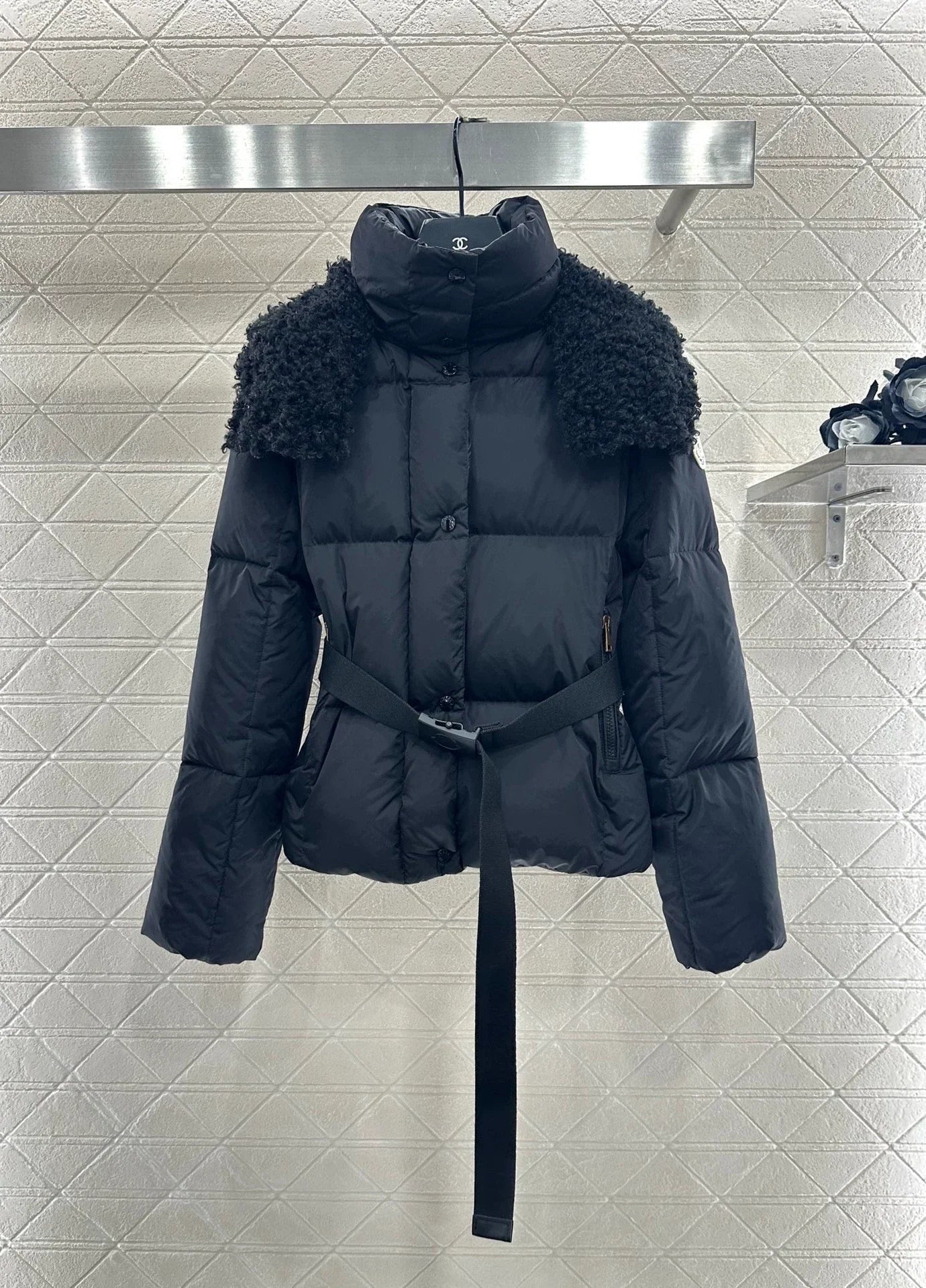 Di lamb wool detachable hooded down