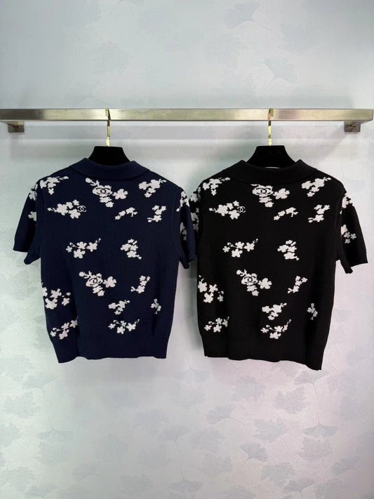 Short-sleeved polo shirt