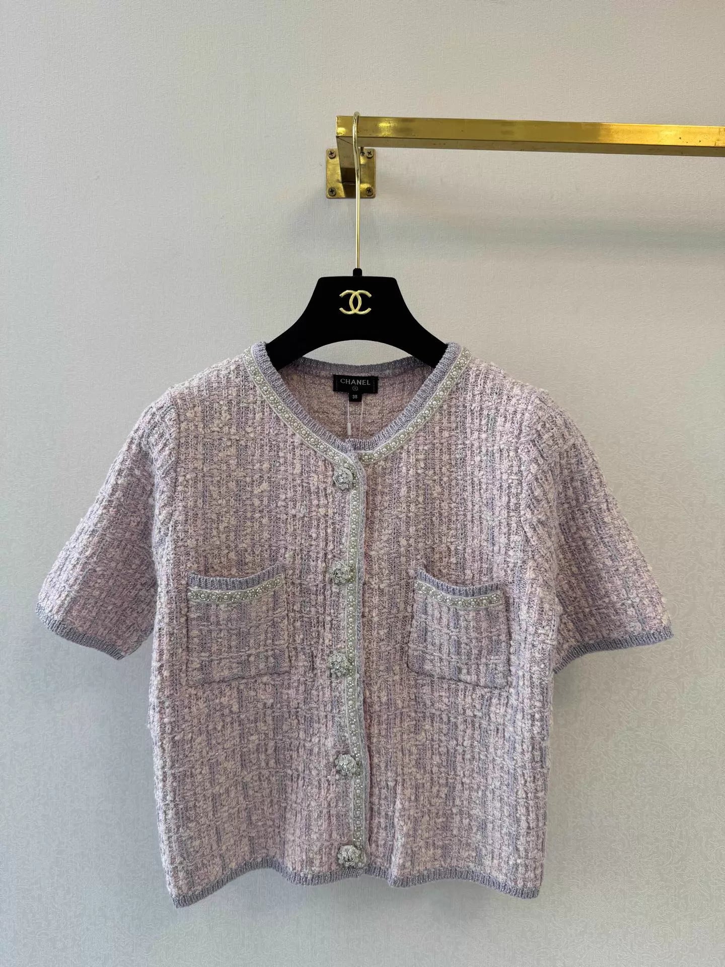 V-neck T-shirt