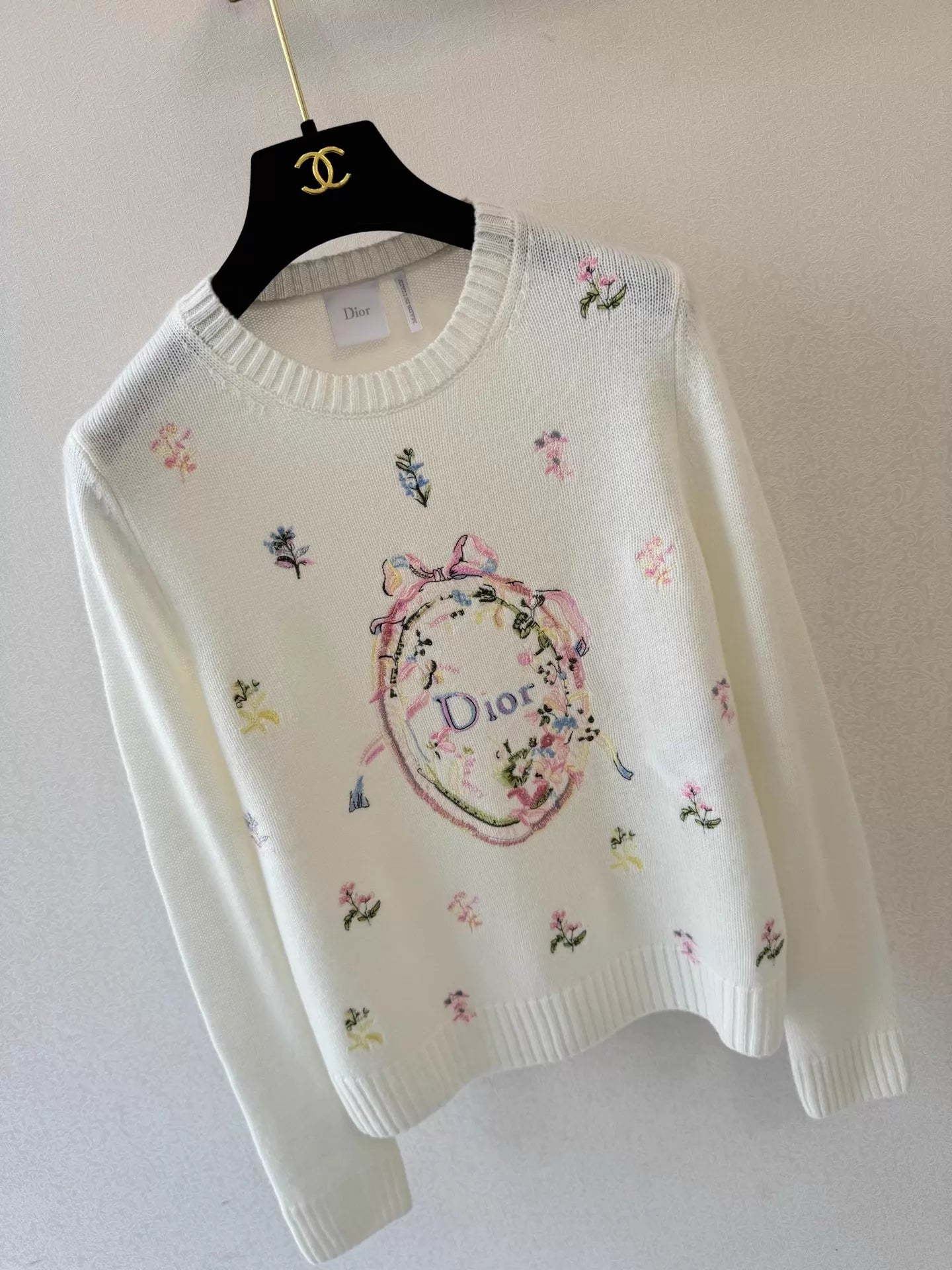 26ss Floral Embroidered Knit Sweater