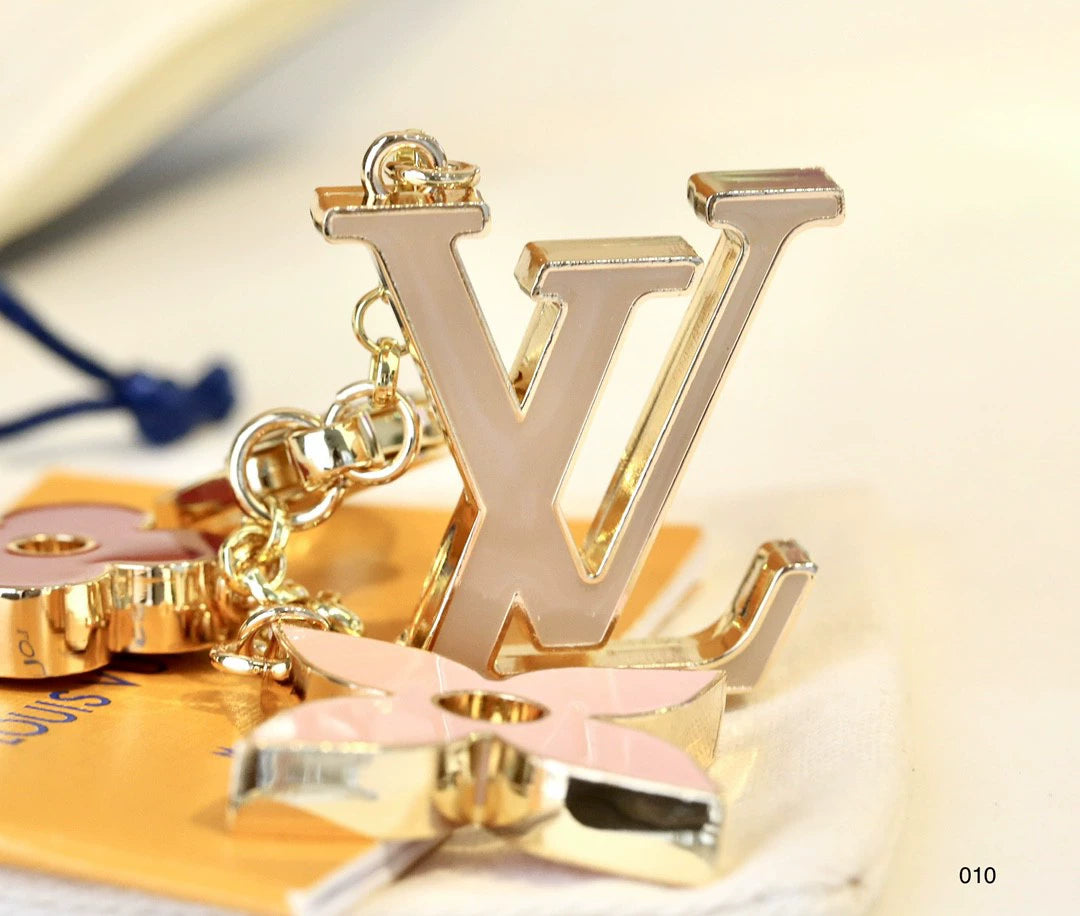 26ss Chain keychain