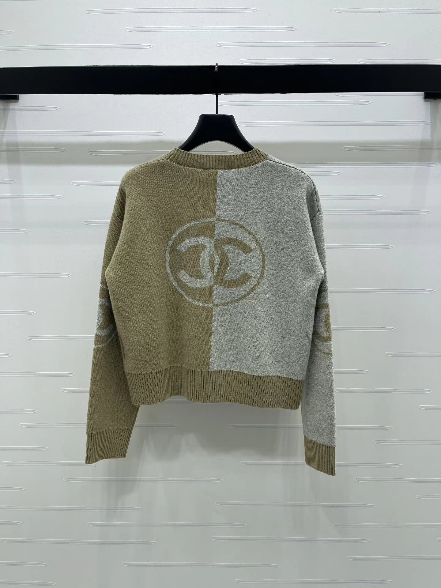 Color-blocked Sweater