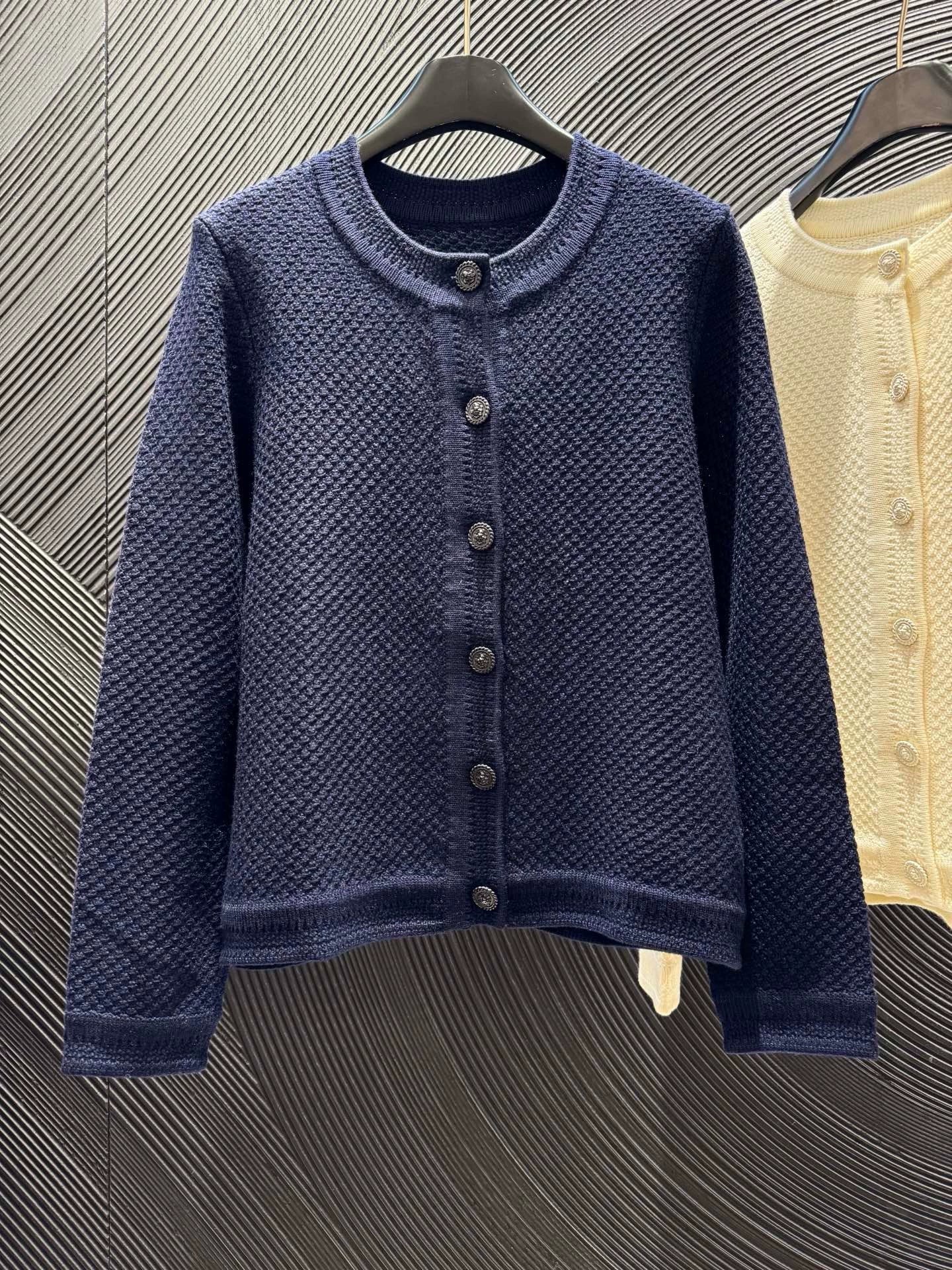 New wool cardigan