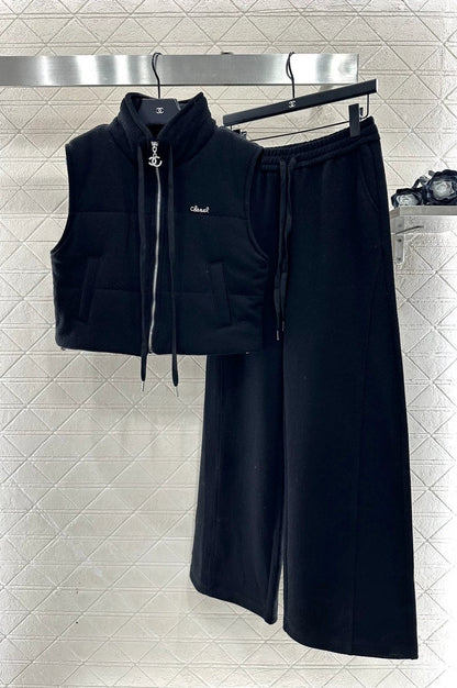 Hooded wool suit