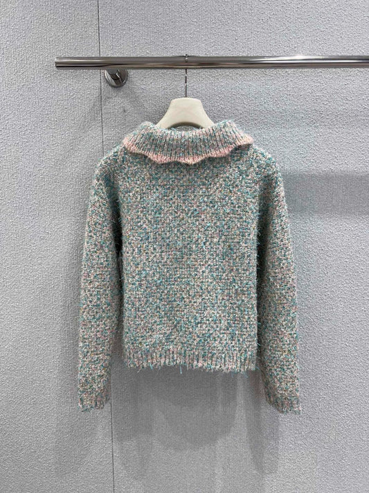 Diamond button doll collar knitted sweater