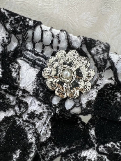 Lace small fragrant trumpet pants
