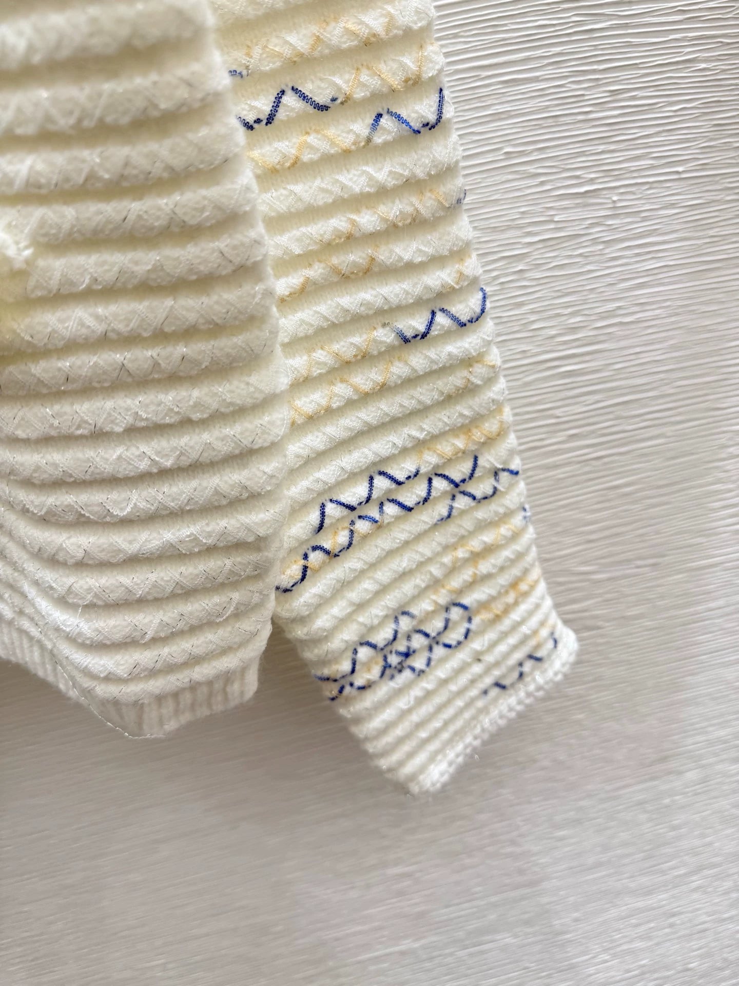 25fw knitted cardigan