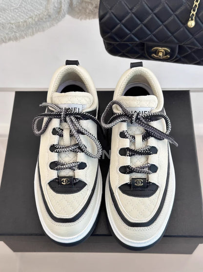 Retro Diamond Pattern Panda Sneakers
