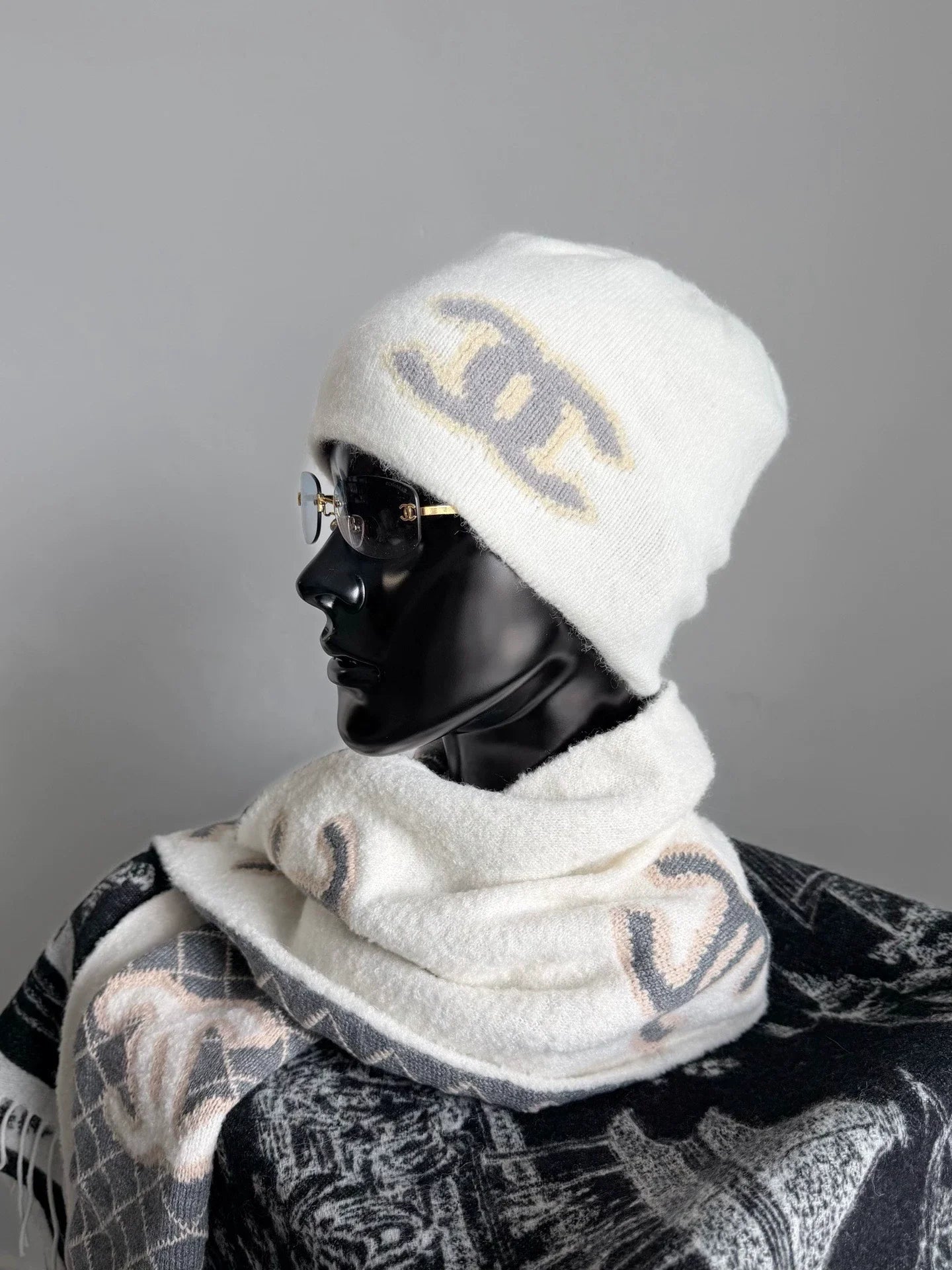 Double C wool knitted cold hat