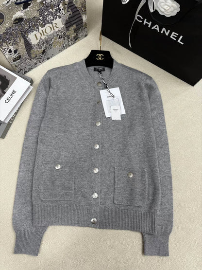 Single-breasted cardigan with pockets