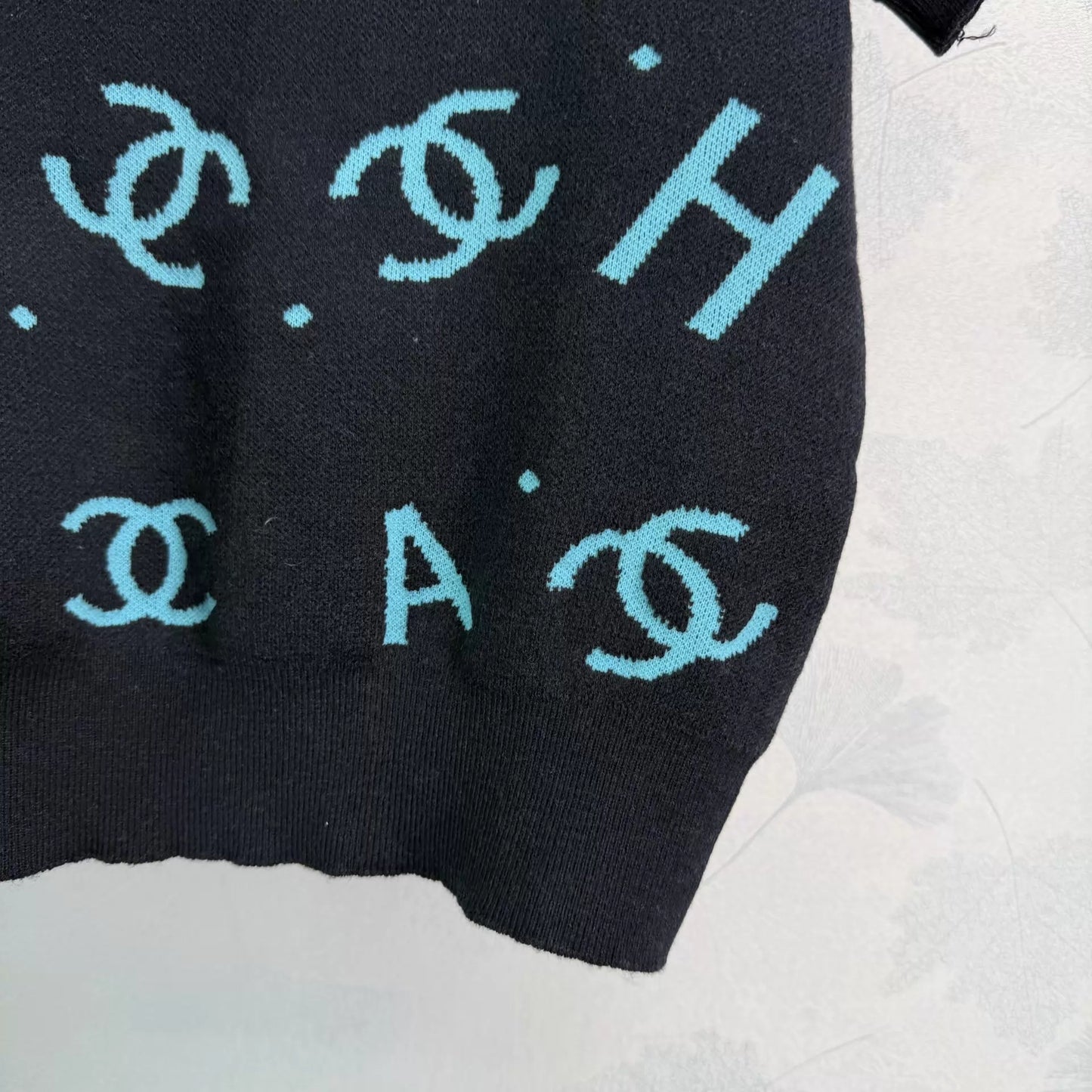 Letter Knit Short-Sleeve T-Shir