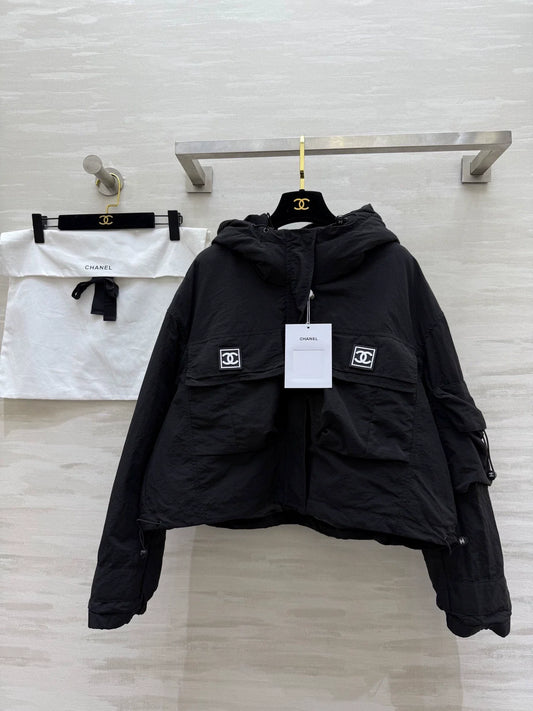 Hooded drawstring down jacket