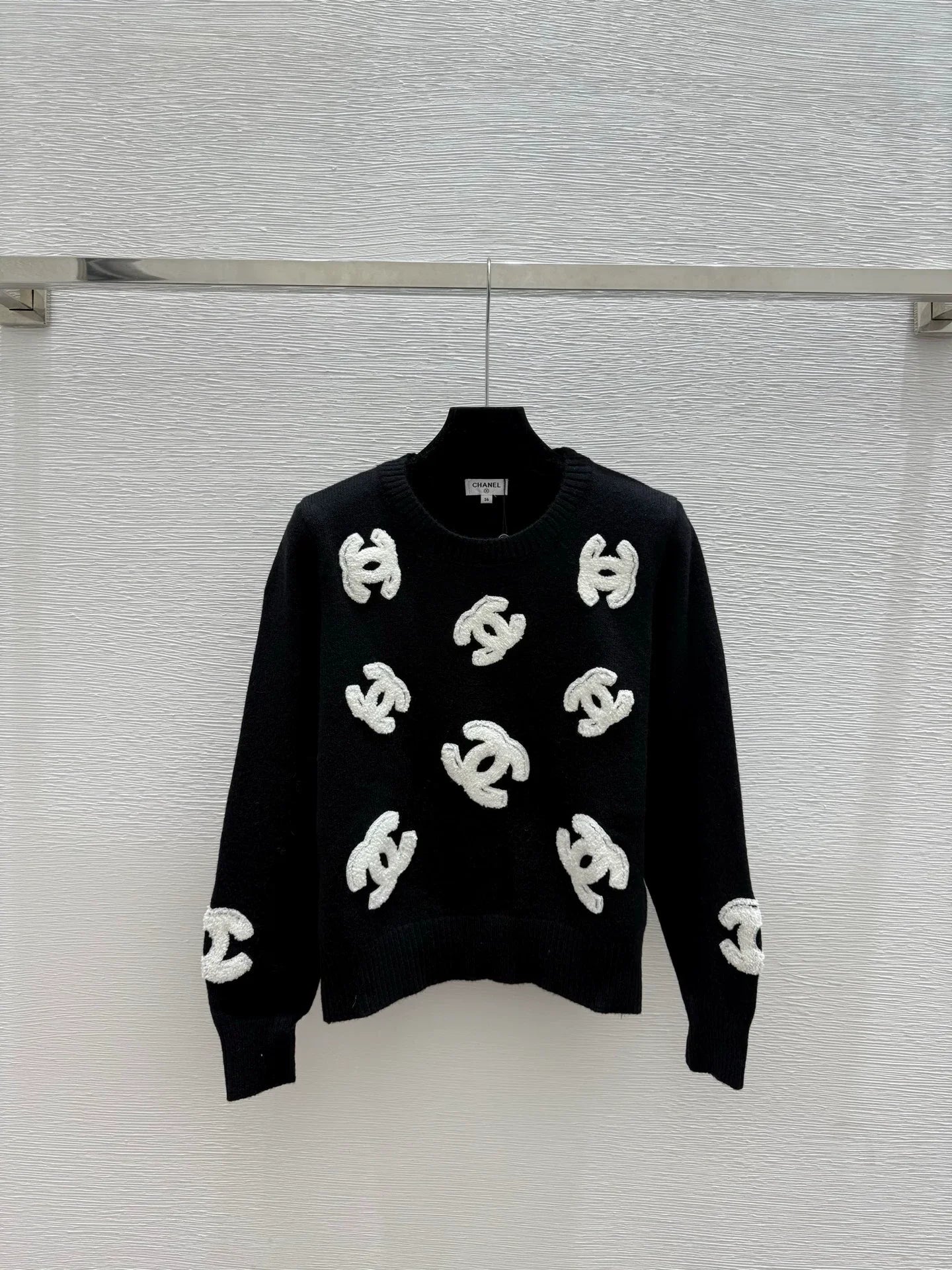 Towel embroidered logo sweater