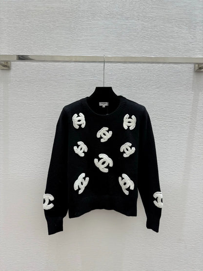 Towel embroidered logo sweater