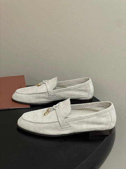 Pendant Loafers