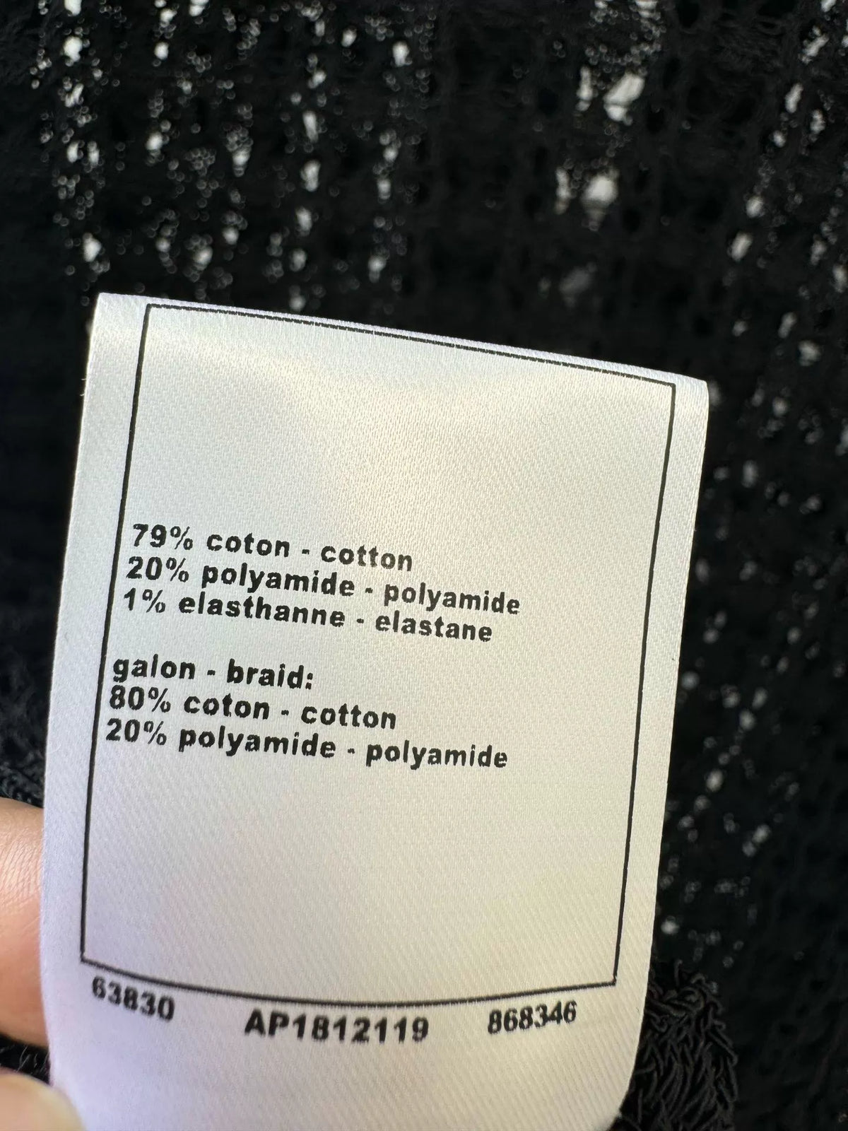 26New Early Spring Crew-Neck Cardigan