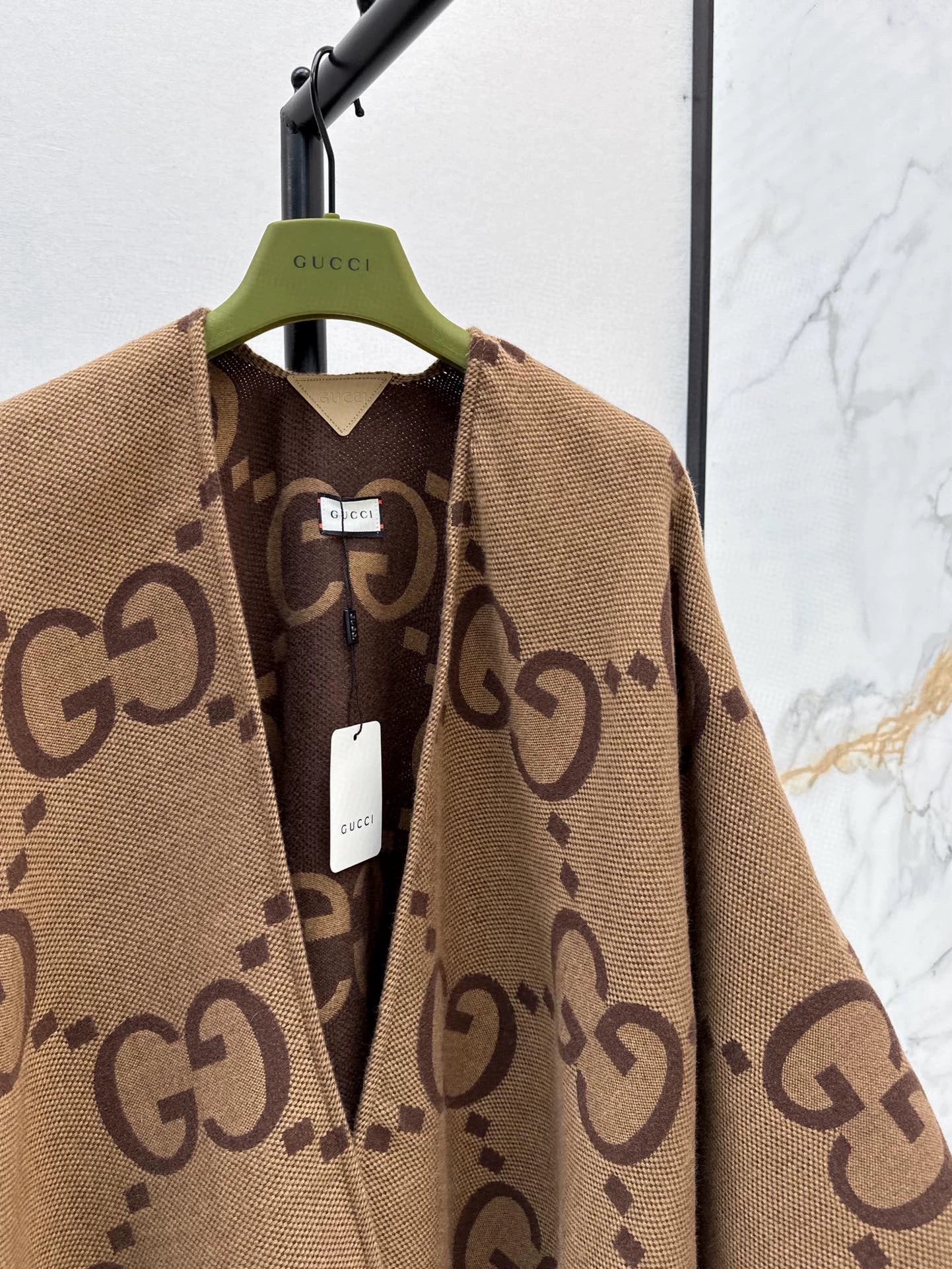 25fw Double sided wearable cape shawl jacket