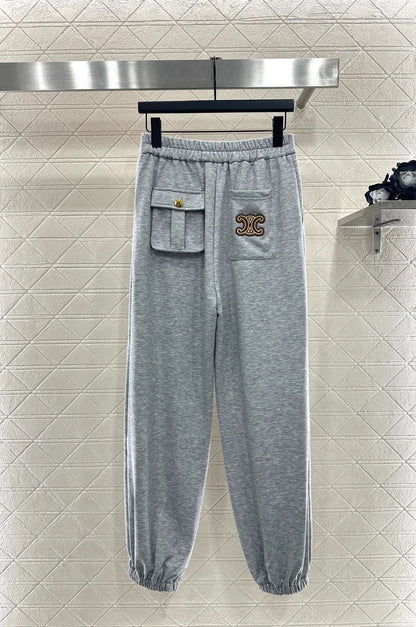 new Hooded Logo Sweatshirt and Pants Set