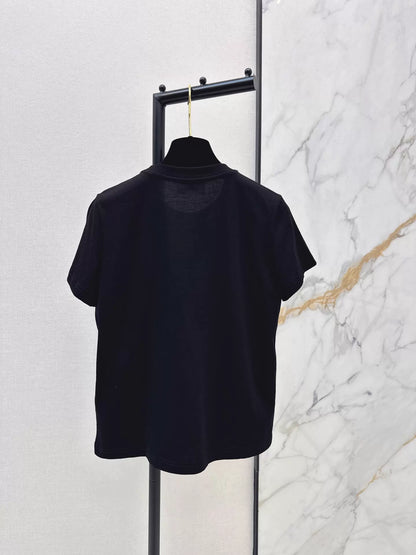 26ss Heart-embossed logo T-shirt