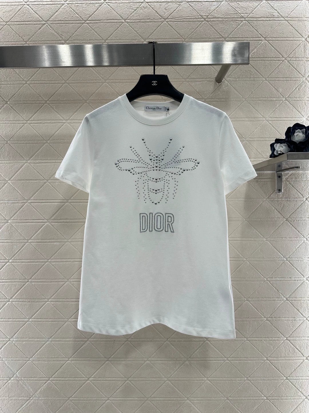 T-shirt with Orange Logo