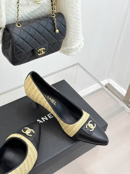 Double C flip-top pointed high heels